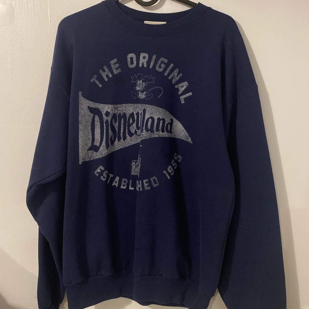 Disneyland sweatshirt